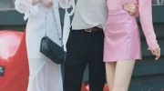 拍写真当男友面被上,男友见证的写真浪漫时刻